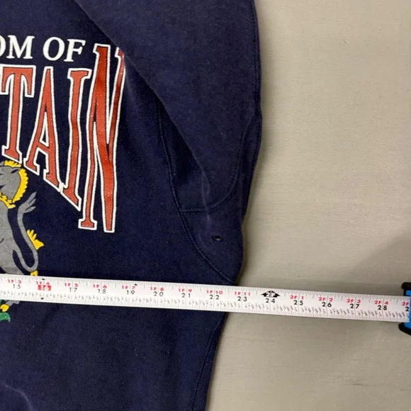 Vintage United Kingdom Sweatshirt Blue Great Britain Royal Crest 90s Medium - Picture 5 of 6